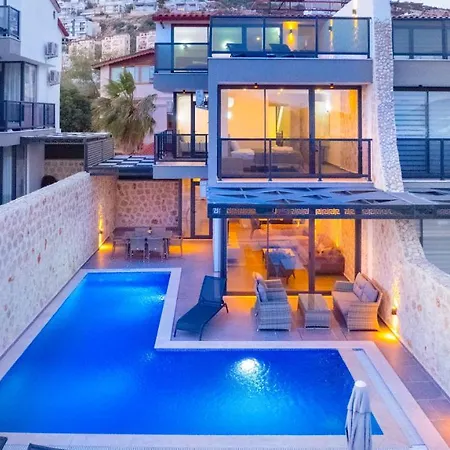 Ulya * Kalkan